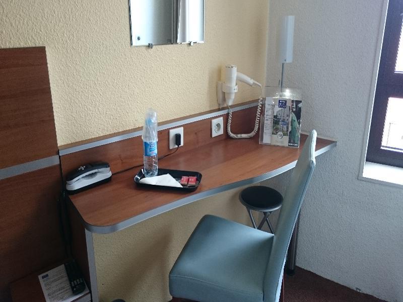 B&B Hotel Rouen Centre Экстерьер фото